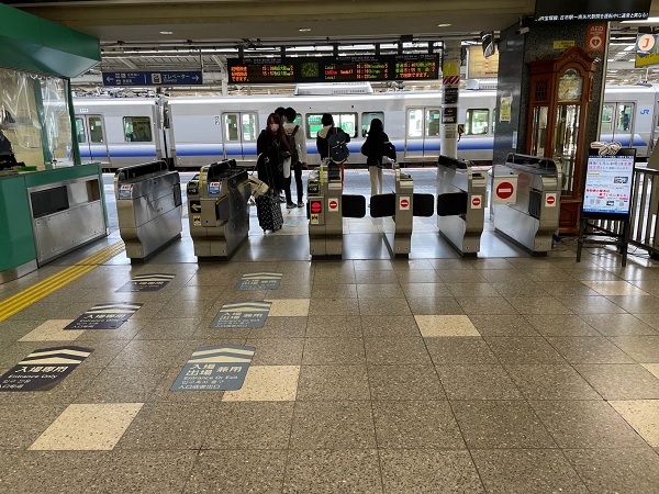 ①JR和歌山店改札口