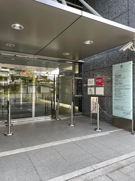 ⑤ツヴァイ和歌山店のある損保ジャパン和歌山ビルが左手に見えます。