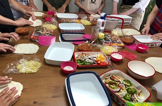 ＼プロ直伝・パン作り体験／共同作業で仲良くなれる♡趣味コン