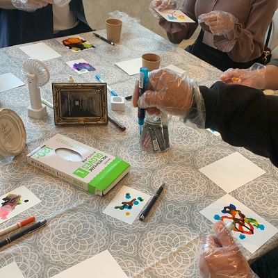 初心者の方大歓迎！アルコールインクアート体験パーティーを紹介します。
