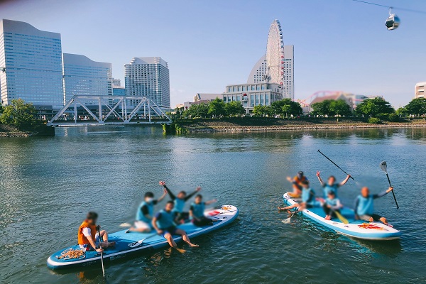 ＼新体験★水の上でおさんぽ!?／MEGA SUPで水上おさんぽin 横浜♪