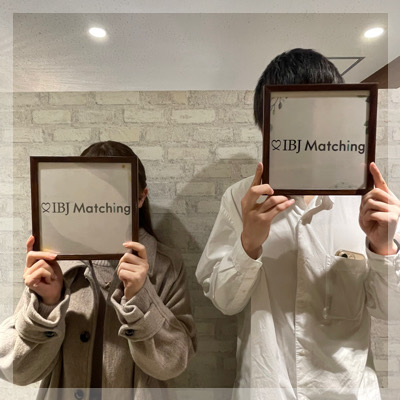 魅力的な外見の男女