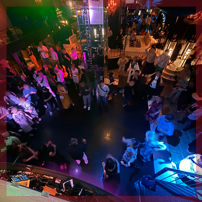 【最大100名】80～90年代の音楽で大盛り上がり！貸切ディスコパーティー♪
