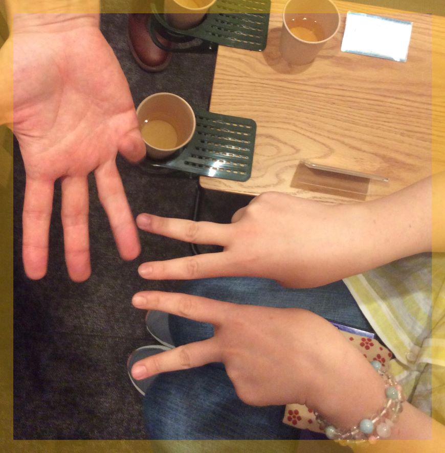 丸目・童顔など癒し系ぽっちゃり女性♡年収1,000万超えなどのエリート男性