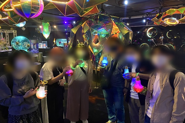 《宇宙旅行に行こうよ♪》横浜アクアリウムで異空間を体験♡