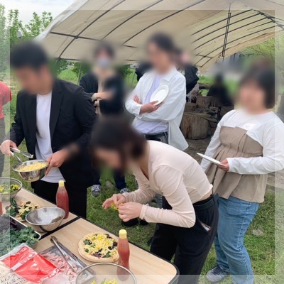 ＼恋する畑コン★春夏メニュー／チーズがとろ～り！石窯で焼く本格ピザ作り