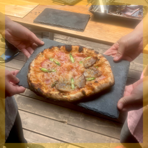 ＼作って楽しい！食べて美味しい♪／【石窯で焼く】本格ピザ作り体験