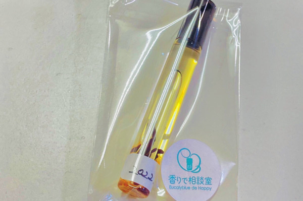 新企画＼嗅覚反応分析付き！／一緒にオリジナルの香水を作ろう♪