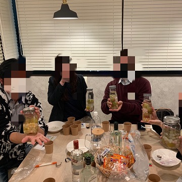 飲み比べ付き！梅酒づくり体験パーティーをご紹介します。