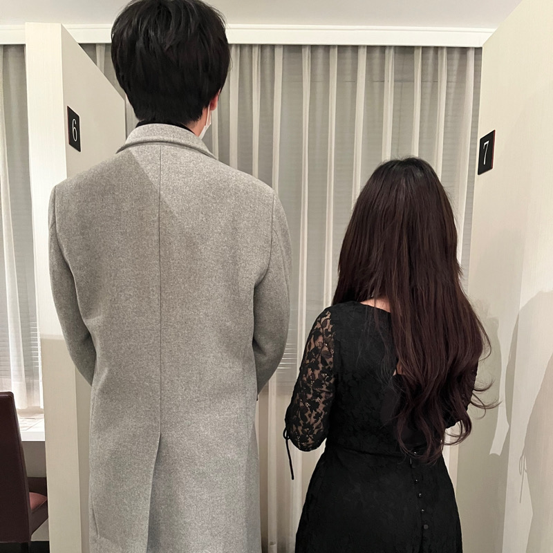 ＼SECRET PARTY♡男女17名／完全招待制の秘密の出逢いをお届け