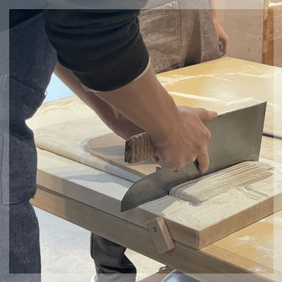 蕎麦打ち体験♡大正14年創業の職人さんが丁寧レクチャー