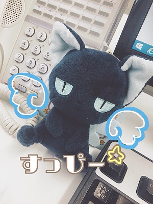 オタクに見えない高身長イケメンにきゅん！デスクの相棒。🐈📷