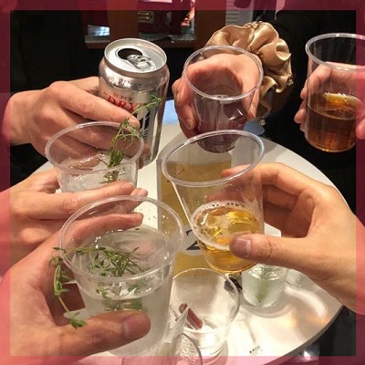 満席開催《恋活Bar》春限定ドリンク付き飲み放題♪交流ゲームも♥