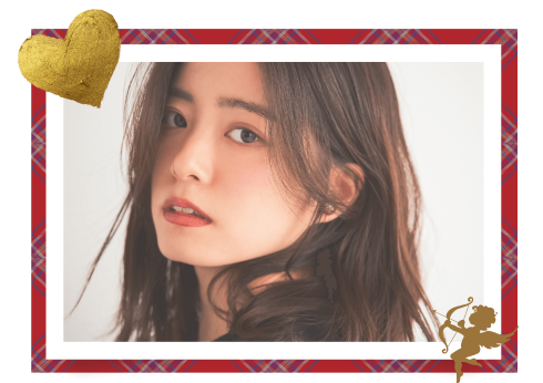 魅力的容姿の女性