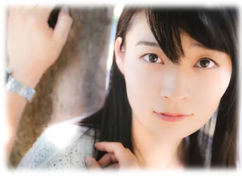 楽しそうに会話している男女