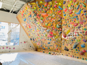 ボルダリング壁