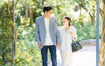 おでかけカップル