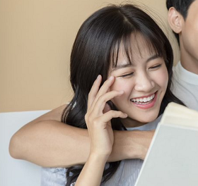 初婚の男女