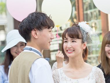結婚男女