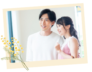 お出かけを楽しむカップル