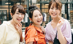女性