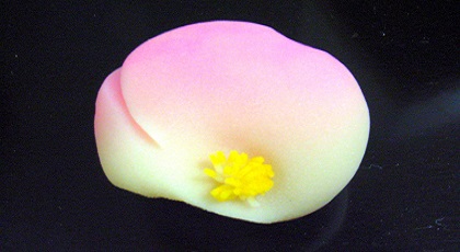 和菓子を一緒に作る