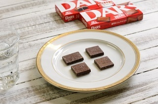 チョコ