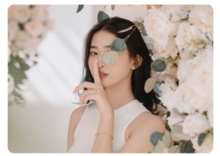 女性
