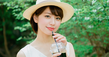 女性とお散歩