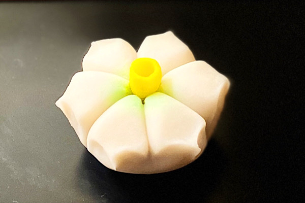 一緒に和菓子作り