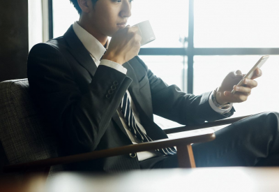 同世代のエリート男性