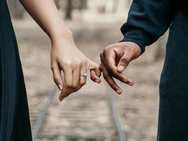 遠距離恋愛から結婚する際に決めておくべきこと