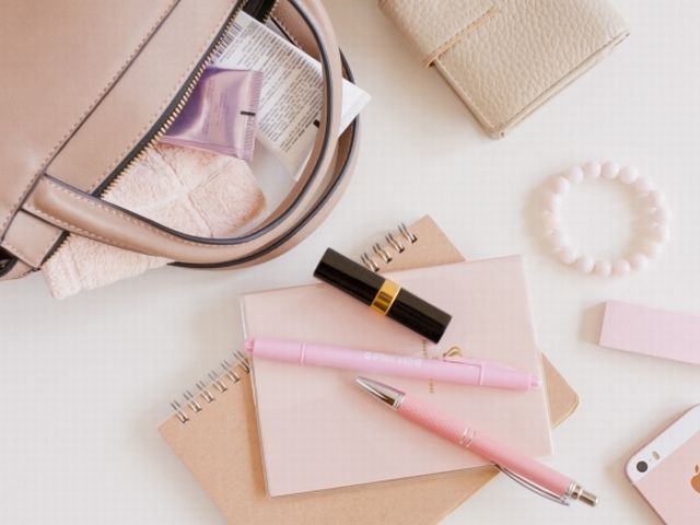 バッグの中身もきちんと整理整頓！